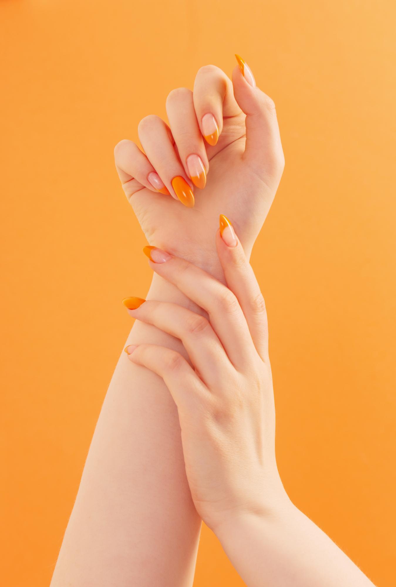 Dr13643 Nail 1 1 Verti Cc Orange White
